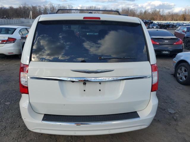 Photo 5 VIN: 2A4RR5DG9BR704587 - CHRYSLER TOWN & COU 