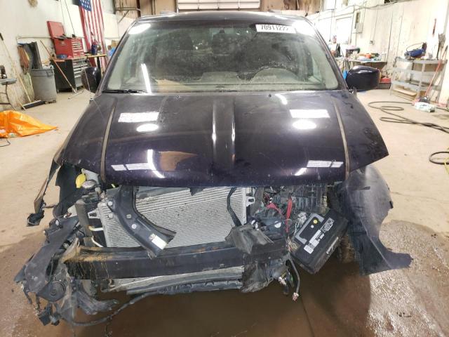 Photo 4 VIN: 2A4RR5DGXBR623789 - CHRYSLER TOWN & COU 