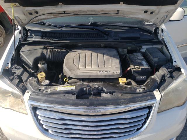 Photo 6 VIN: 2A4RR5DGXBR664665 - CHRYSLER TOWN &AMP COU 