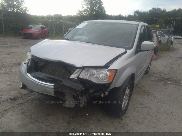 Photo 5 VIN: 2A4RR5DGXBR718644 - CHRYSLER TOWN & COUNTRY 