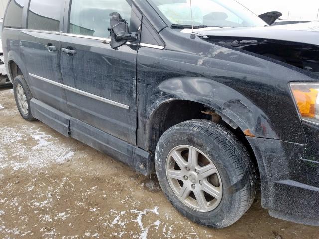 Photo 9 VIN: 2A4RR5DX0AR405231 - CHRYSLER TOWN &AMP COU 