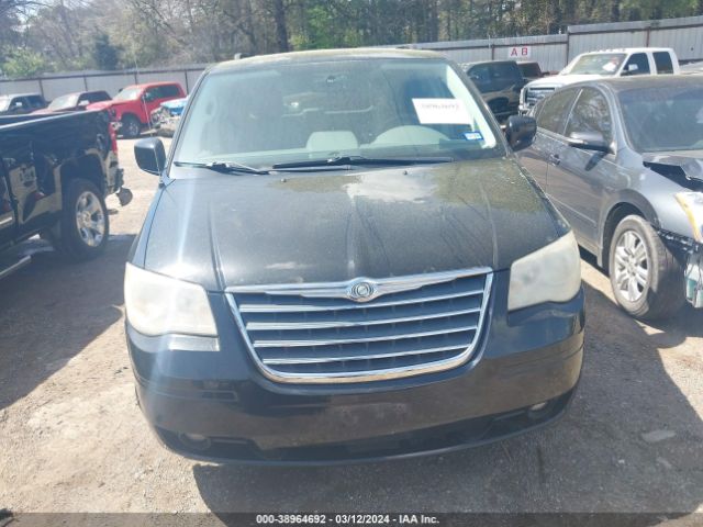 Photo 5 VIN: 2A4RR5DX1AR142747 - CHRYSLER TOWN & COUNTRY 