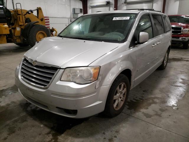 Photo 1 VIN: 2A4RR5DX2AR128226 - CHRYSLER TOWN & COU 