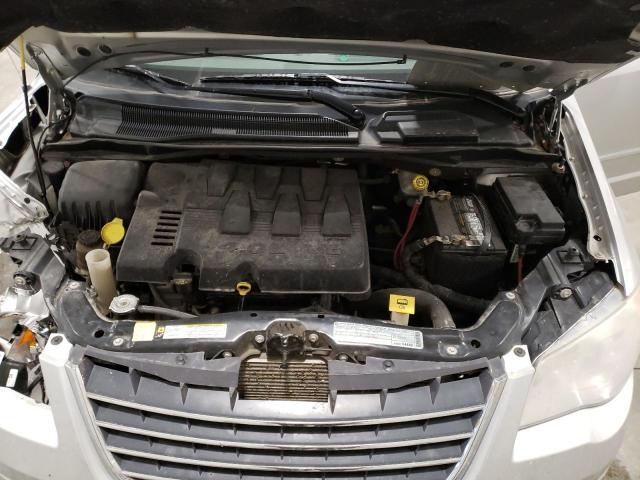 Photo 6 VIN: 2A4RR5DX2AR128226 - CHRYSLER TOWN & COU 