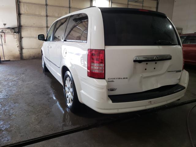 Photo 2 VIN: 2A4RR5DX2AR148234 - CHRYSLER TOWN &AMP COU 