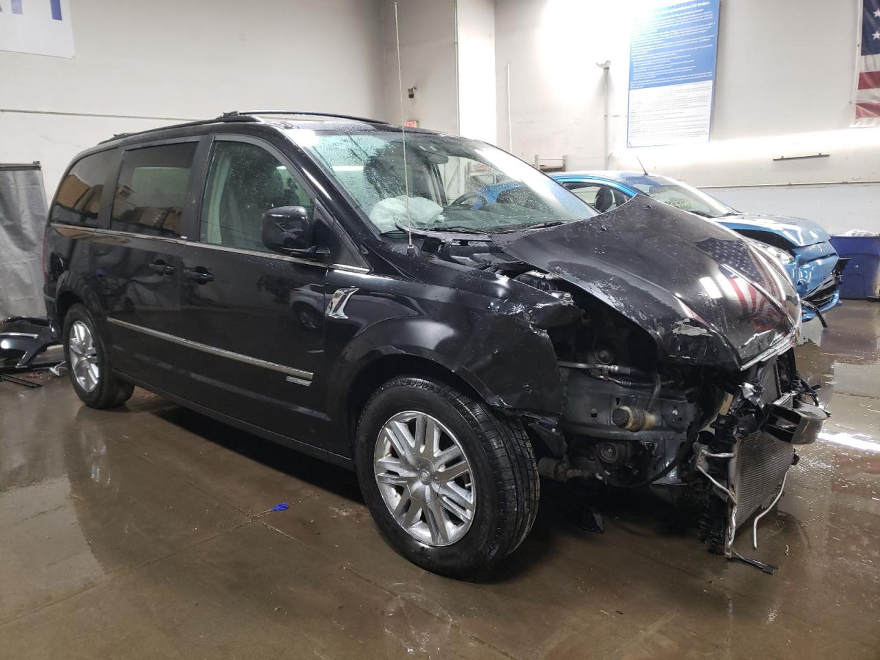 Photo 3 VIN: 2A4RR5DX2AR290874 - CHRYSLER TOWN & COUNTRY 