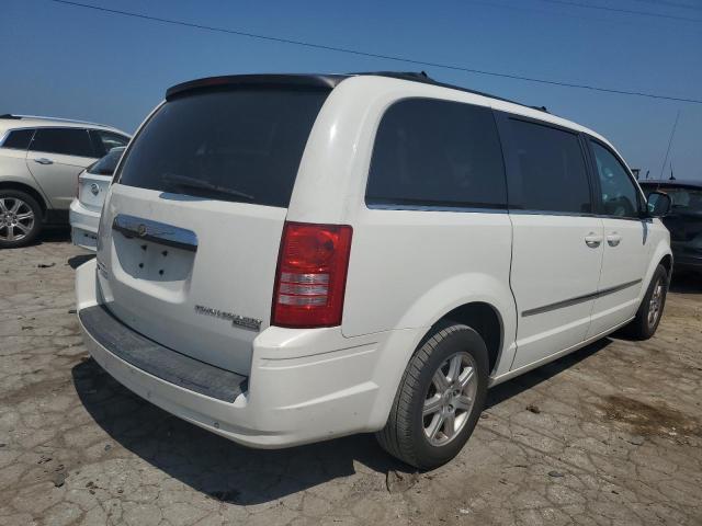 Photo 2 VIN: 2A4RR5DX3AR123956 - CHRYSLER TOWN & COU 