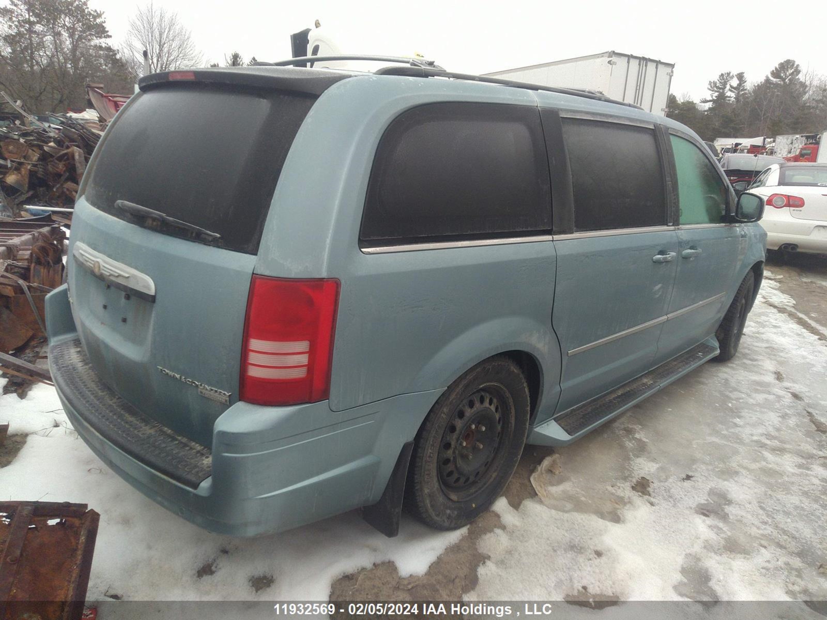 Photo 3 VIN: 2A4RR5DX3AR167939 - CHRYSLER TOWN & COUNTRY 