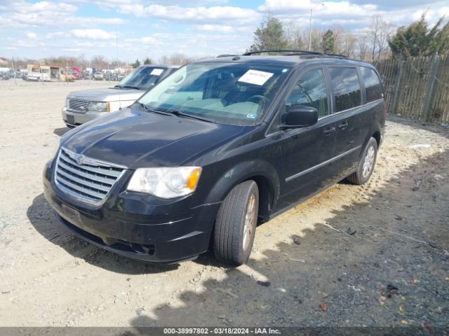 Photo 5 VIN: 2A4RR5DX3AR262419 - CHRYSLER TOWN & COUNTRY 