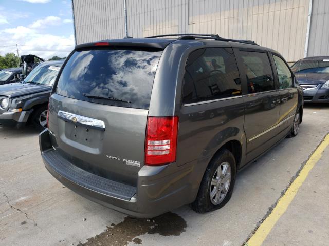 Photo 3 VIN: 2A4RR5DX3AR267474 - CHRYSLER TOWN & COU 