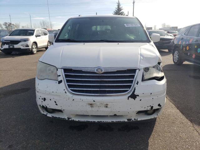 Photo 4 VIN: 2A4RR5DX3AR329603 - CHRYSLER TOWN & COU 