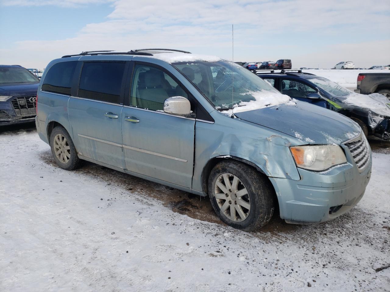 Photo 3 VIN: 2A4RR5DX4AR313586 - CHRYSLER TOWN & COUNTRY 