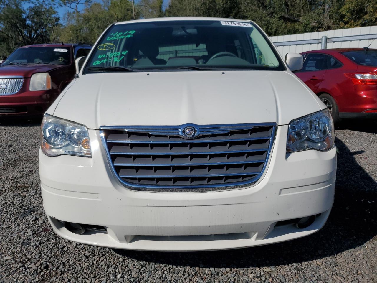 Photo 4 VIN: 2A4RR5DX4AR340304 - CHRYSLER TOWN & COUNTRY 