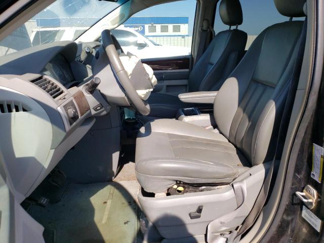 Photo 6 VIN: 2A4RR5DX5AR142721 - CHRYSLER MINIVAN 