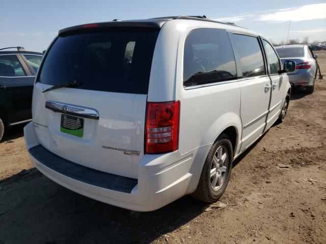 Photo 3 VIN: 2A4RR5DX5AR149913 - CHRYSLER TOWN &AMP COU 