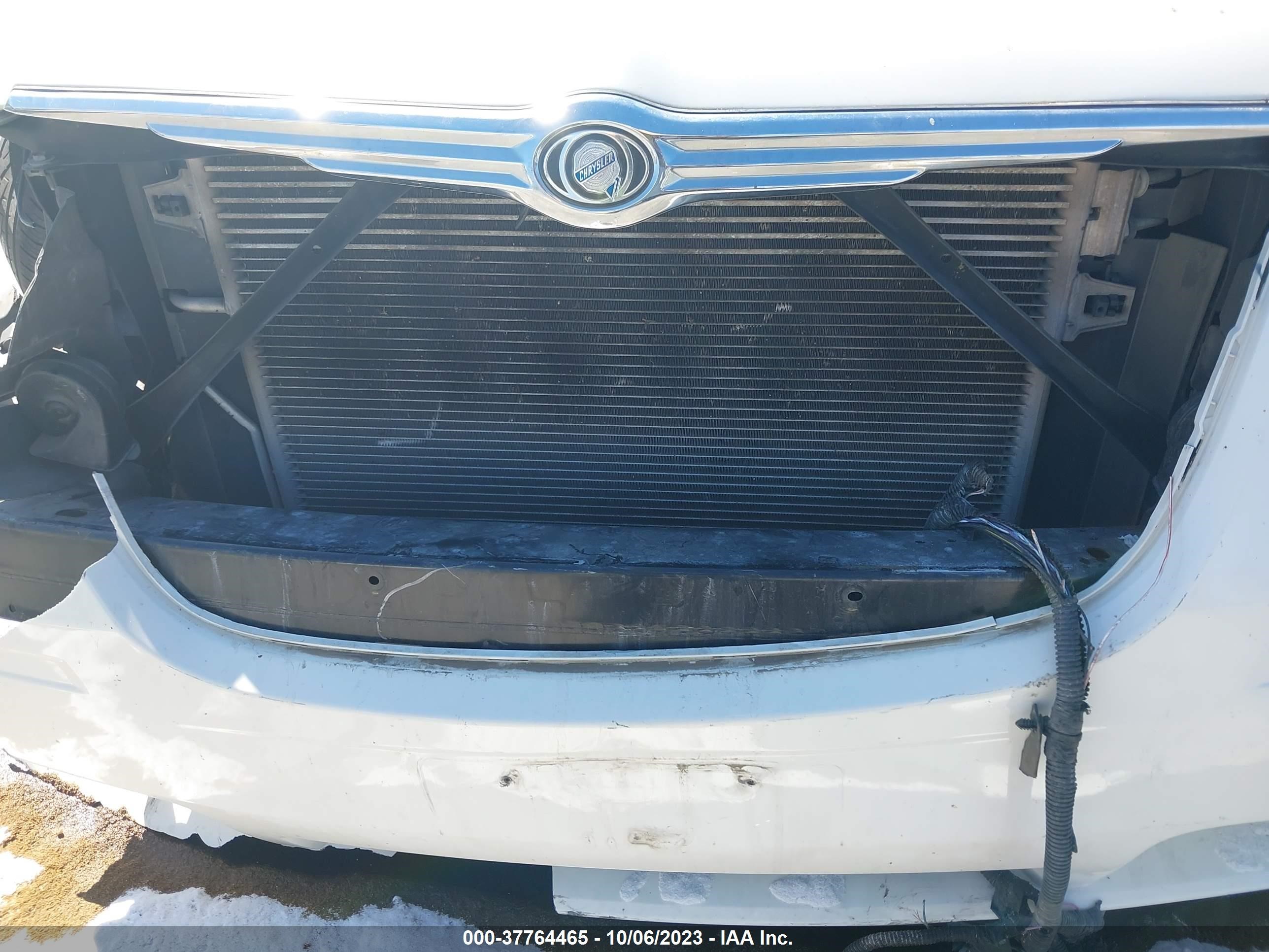 Photo 5 VIN: 2A4RR5DX5AR351330 - CHRYSLER TOWN & COUNTRY 