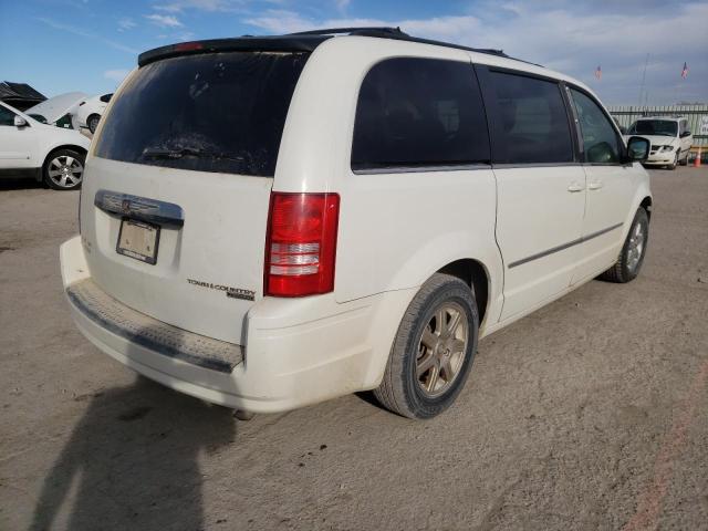 Photo 3 VIN: 2A4RR5DX6AR151153 - CHRYSLER TOWN &AMP COU 