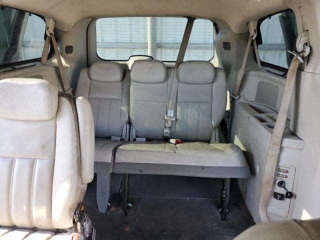 Photo 9 VIN: 2A4RR5DX6AR152979 - CHRYSLER MINIVAN 