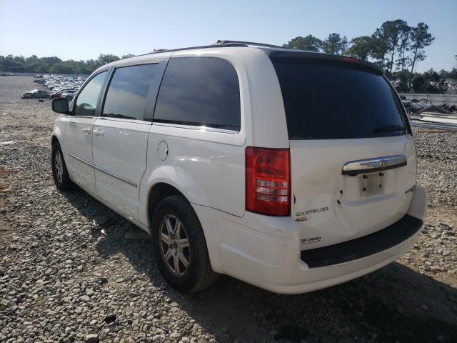 Photo 2 VIN: 2A4RR5DX6AR153548 - CHRYSLER TOWN &AMP COU 