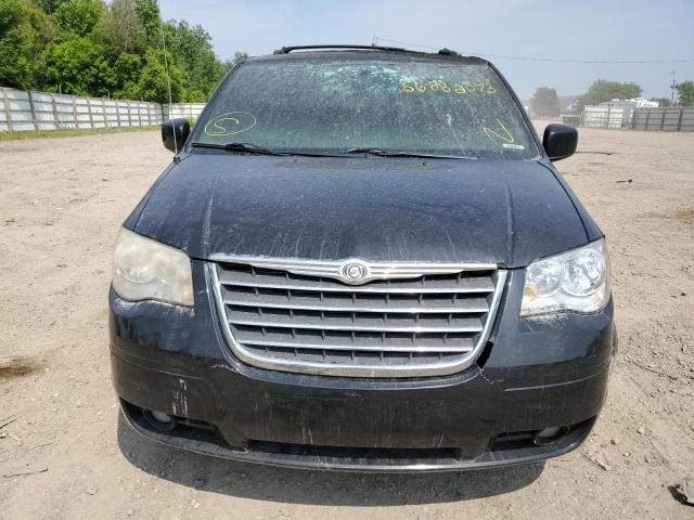 Photo 4 VIN: 2A4RR5DX6AR442848 - CHRYSLER TOWN & COU 