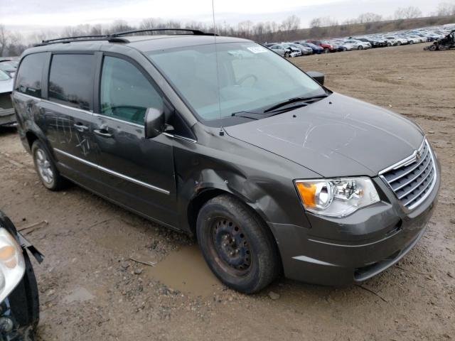 Photo 3 VIN: 2A4RR5DX7AR375385 - CHRYSLER MINIVAN 