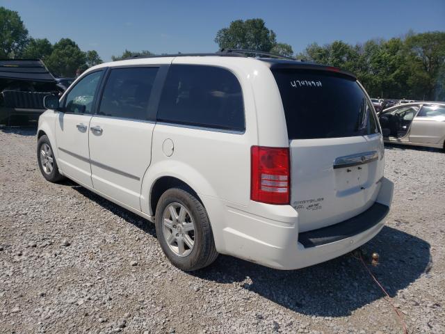 Photo 2 VIN: 2A4RR5DX7AR387777 - CHRYSLER TOWN &AMP COU 