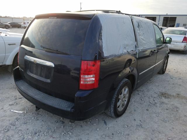 Photo 3 VIN: 2A4RR5DX8AR150263 - CHRYSLER TOWN & COU 