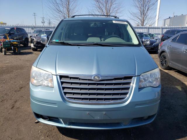 Photo 4 VIN: 2A4RR5DX8AR259290 - CHRYSLER TOWN & COU 