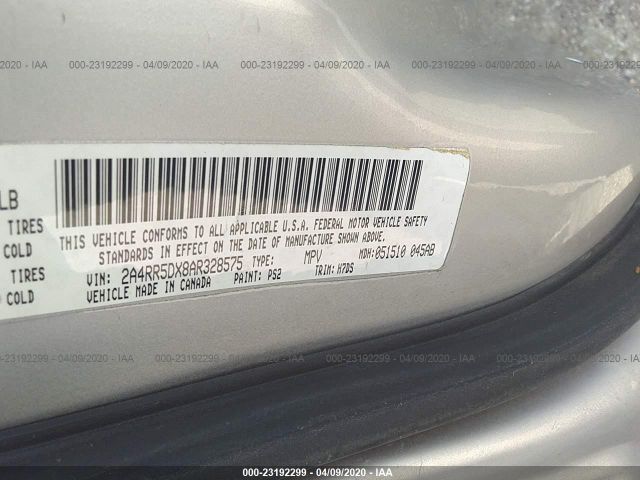 Photo 8 VIN: 2A4RR5DX8AR328575 - CHRYSLER TOWN & COUNTRY 