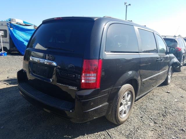 Photo 3 VIN: 2A4RR5DX8AR338300 - CHRYSLER TOWN & COU 