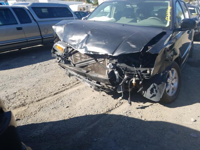 Photo 8 VIN: 2A4RR5DX8AR338300 - CHRYSLER TOWN & COU 