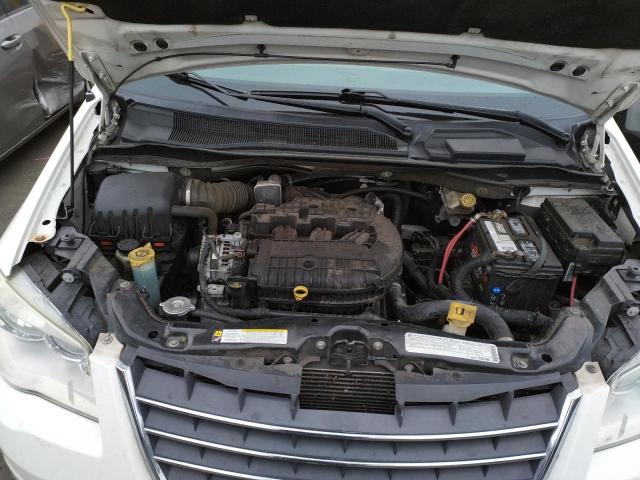 Photo 11 VIN: 2A4RR5DX8AR351323 - CHRYSLER TOWN AND C 