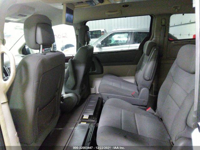 Photo 7 VIN: 2A4RR5DX8AR406031 - CHRYSLER TOWN & COUNTRY 