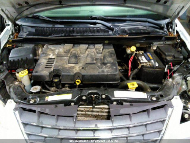 Photo 9 VIN: 2A4RR5DX8AR406031 - CHRYSLER TOWN & COUNTRY 