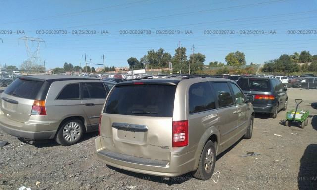 Photo 3 VIN: 2A4RR5DX9AR207148 - CHRYSLER TOWN AND COUNTRY 