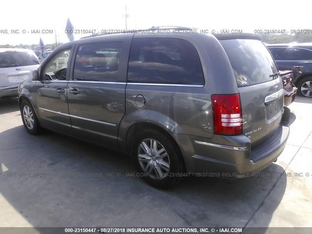 Photo 2 VIN: 2A4RR5DX9AR281573 - CHRYSLER TOWN & COUNTRY 