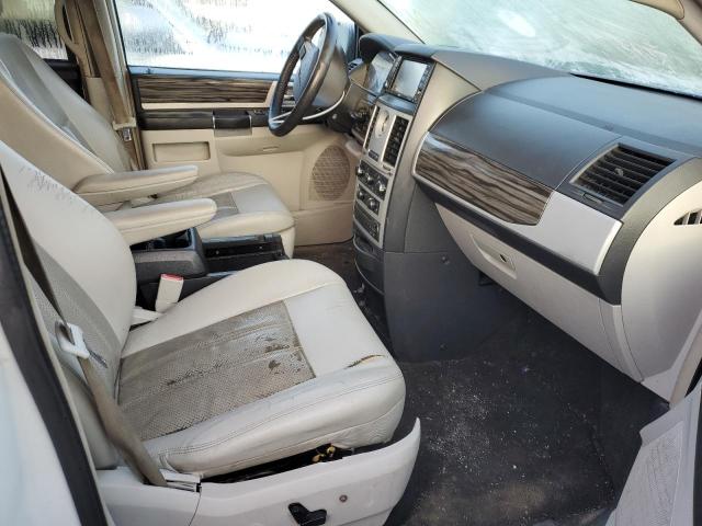 Photo 4 VIN: 2A4RR5DX9AR290922 - CHRYSLER TOWN & COU 