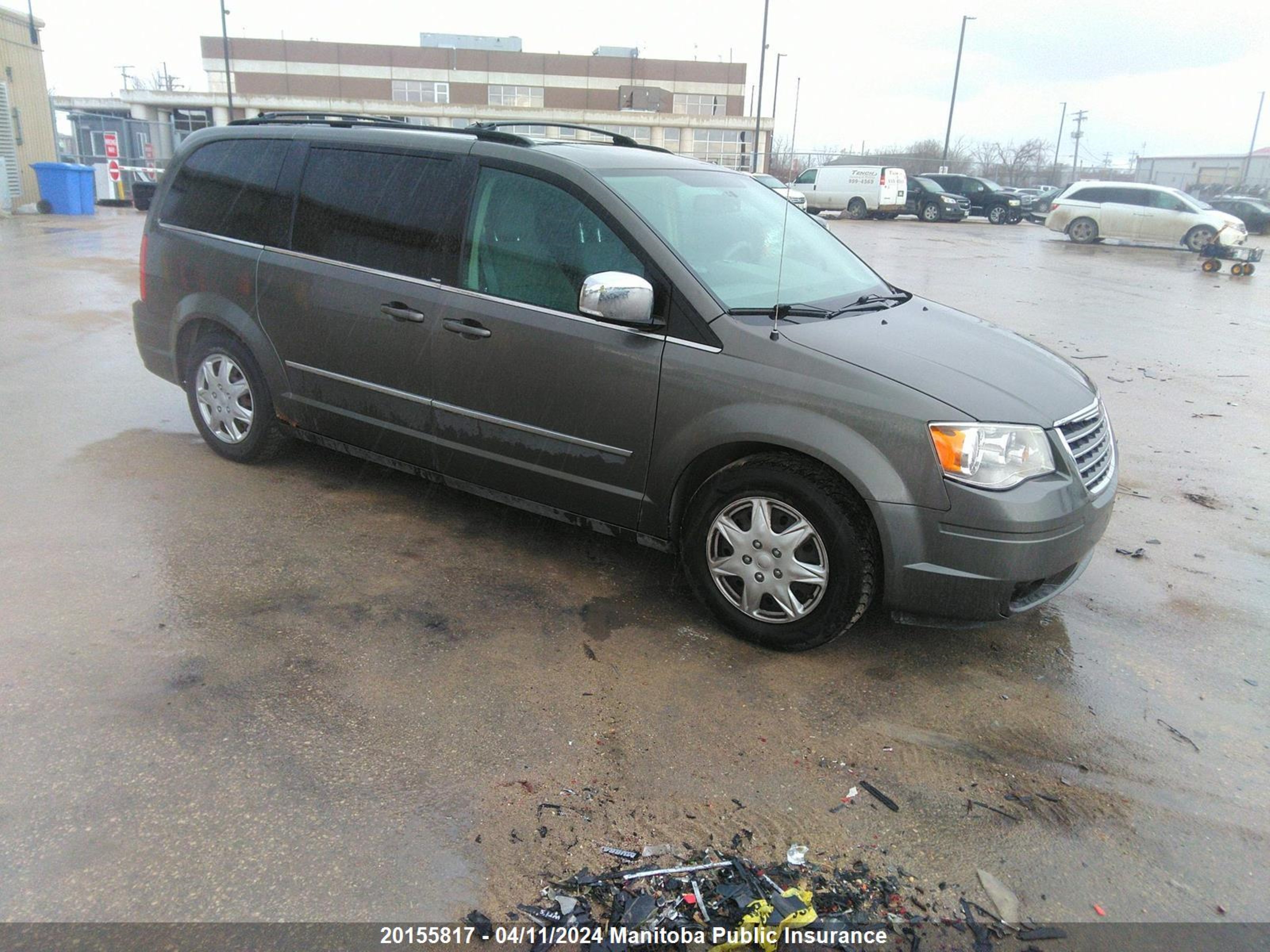 Photo 0 VIN: 2A4RR5DX9AR369538 - CHRYSLER TOWN & COUNTRY 