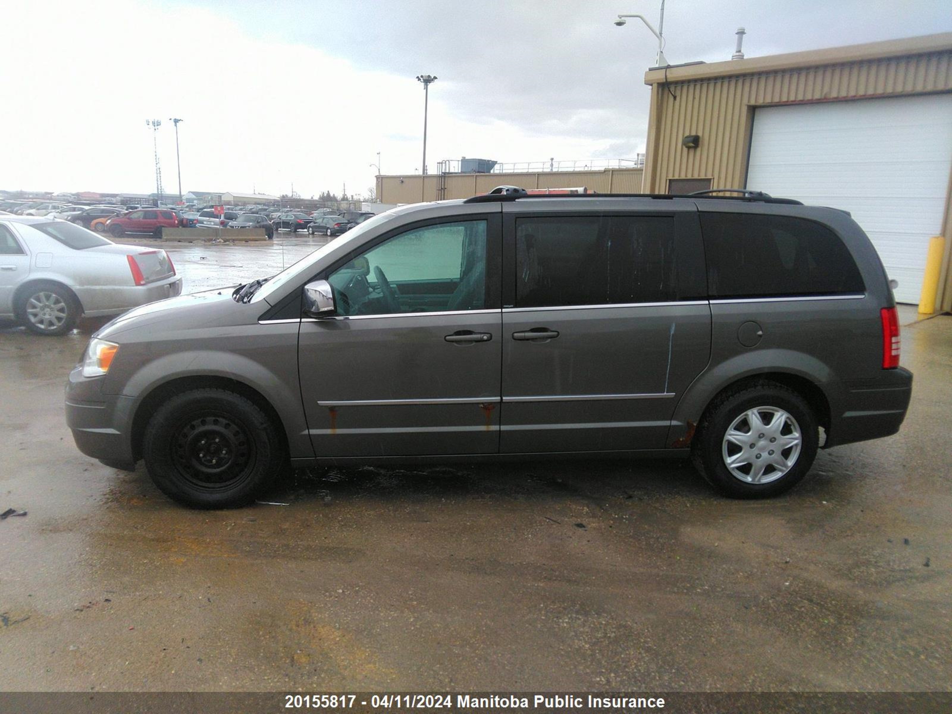 Photo 5 VIN: 2A4RR5DX9AR369538 - CHRYSLER TOWN & COUNTRY 