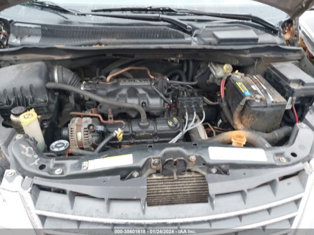 Photo 9 VIN: 2A4RR5DXXAR148854 - CHRYSLER TOWN & COUNTRY 