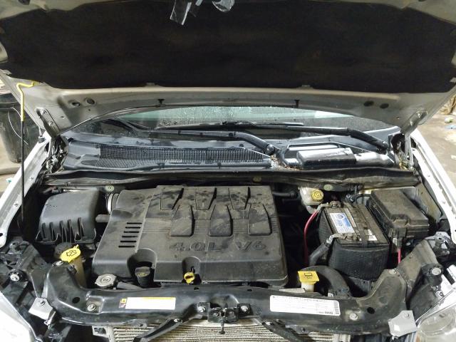 Photo 6 VIN: 2A4RR5DXXAR288242 - CHRYSLER TOWN & COU 