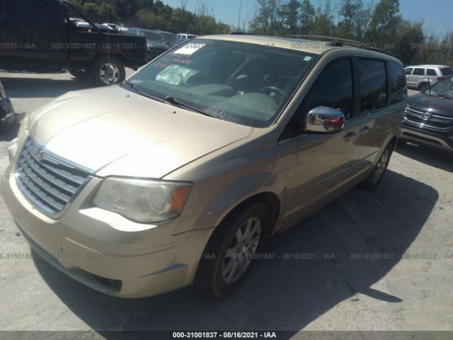 Photo 1 VIN: 2A4RR5DXXAR328240 - CHRYSLER TOWN & COUNTRY 