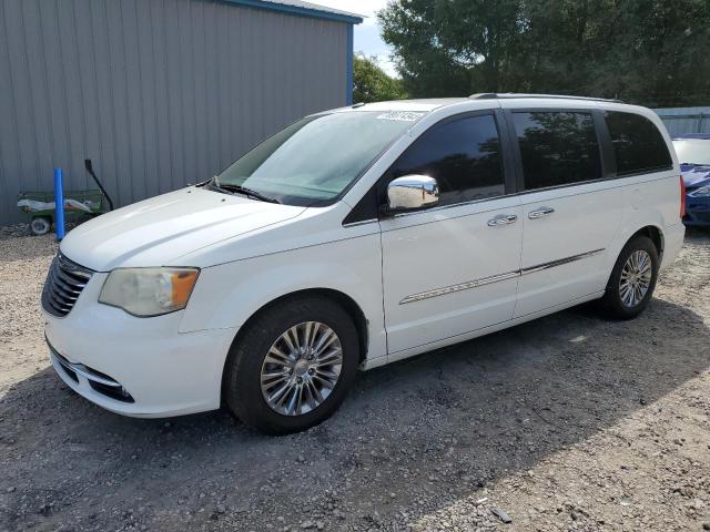 Photo 0 VIN: 2A4RR6DG2BR609973 - CHRYSLER TOWN & COU 