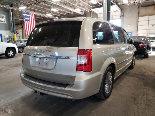 Photo 3 VIN: 2A4RR6DG3BR784930 - CHRYSLER TOWN & COU 