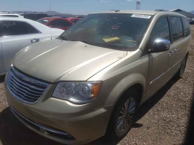 Photo 1 VIN: 2A4RR6DG5BR610230 - CHRYSLER TOWN & COU 