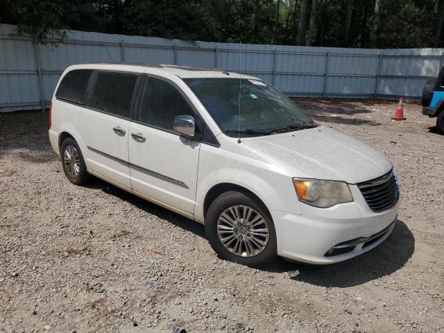 Photo 3 VIN: 2A4RR6DG5BR760547 - CHRYSLER TOWN & COU 