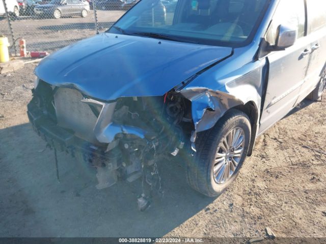 Photo 5 VIN: 2A4RR6DG6BR784873 - CHRYSLER TOWN & COUNTRY 