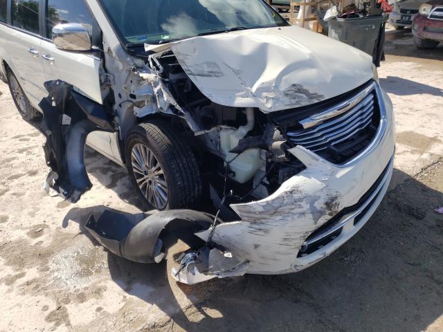 Photo 8 VIN: 2A4RR6DG7BR643360 - CHRYSLER TOWN &AMP COU 