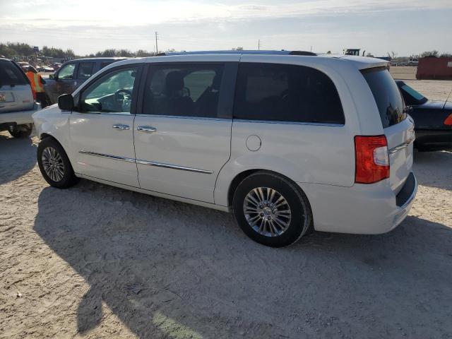 Photo 1 VIN: 2A4RR6DG8BR655419 - CHRYSLER TOWN & COU 