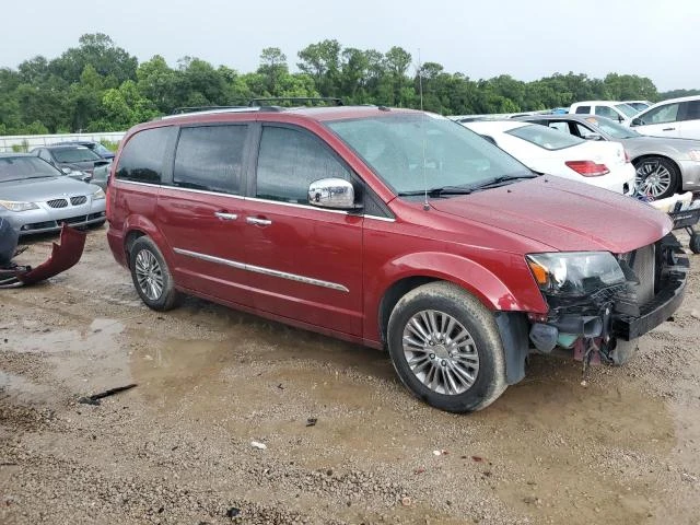 Photo 3 VIN: 2A4RR6DG8BR749607 - CHRYSLER TOWN & COU 